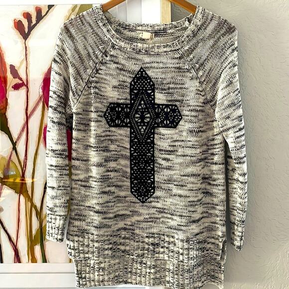 Eyeshadow Gothic Black Cross Gray Sweater Goth Halloween Witchy Graveyard - Picture 1 of 7